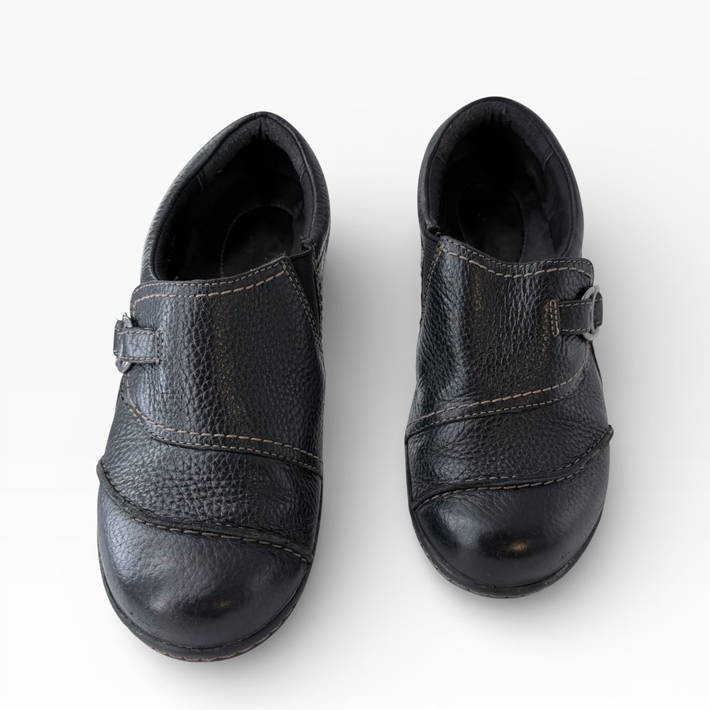 Clarks Ashland Black Leather Stitching Buckle Detail Classic Boho Casual Loafers